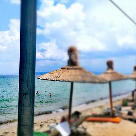 3 Room Apartment By The Beach - Free Parking Peraia  Екстер'єр фото